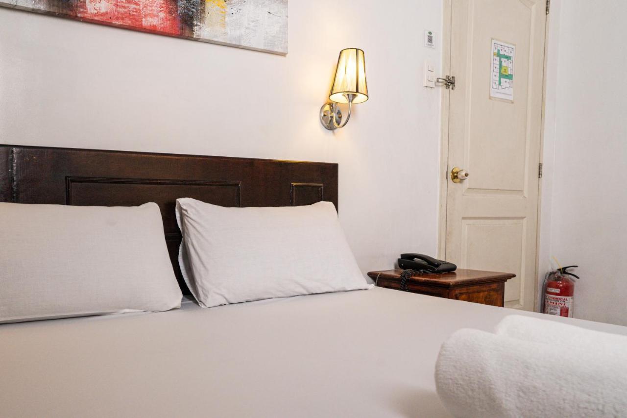 Getz Hotel Manila Esterno foto