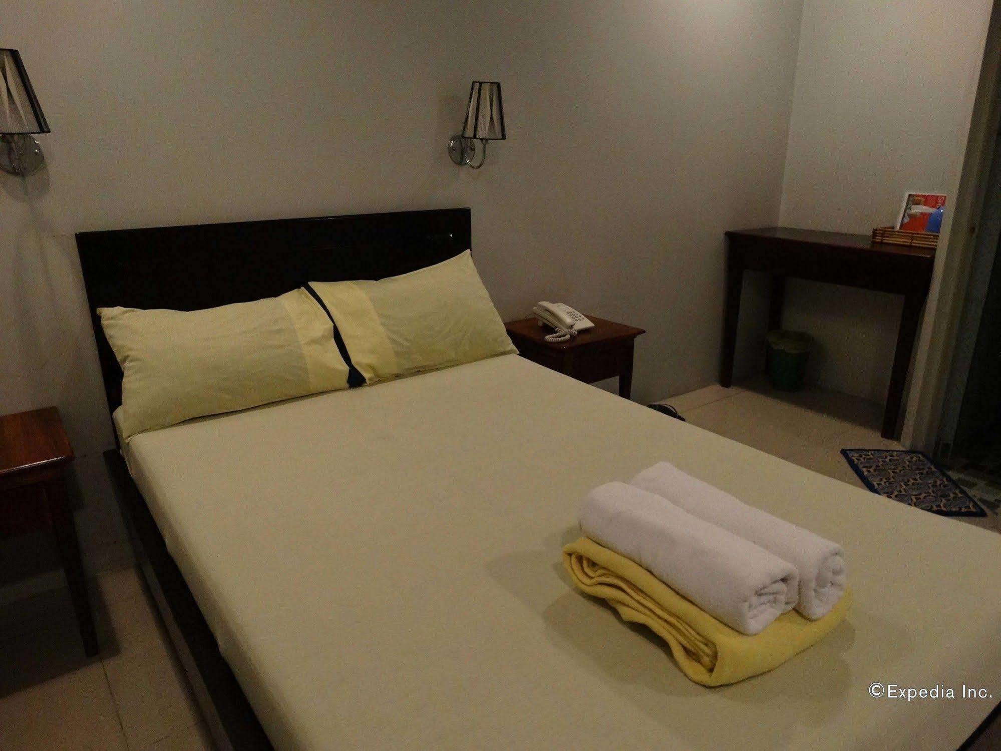 Getz Hotel Manila Esterno foto